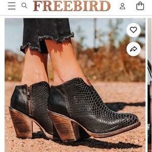 Freebird Detroit Ankle Boots Black‎ Leather Snake Zip Heel